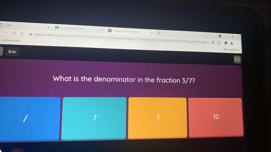 Login C Class Math 3(A) Q Playing a Game - Quizizz x • ... - Math