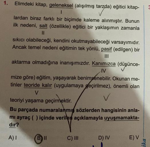 1.
Elimdeki kitap, geleneksel (alışılmış tarzda) eğitici kitap-
1
lardan biraz farklı bir biçimde kaleme alınmıştır. Bunun
ilk nedeni, salt (özellikle) eğitici bir yaklaşımın zamanla
11
sıkıcı olabileceği, kendini okutmayabileceği varsayımıdır.
Ancak temel